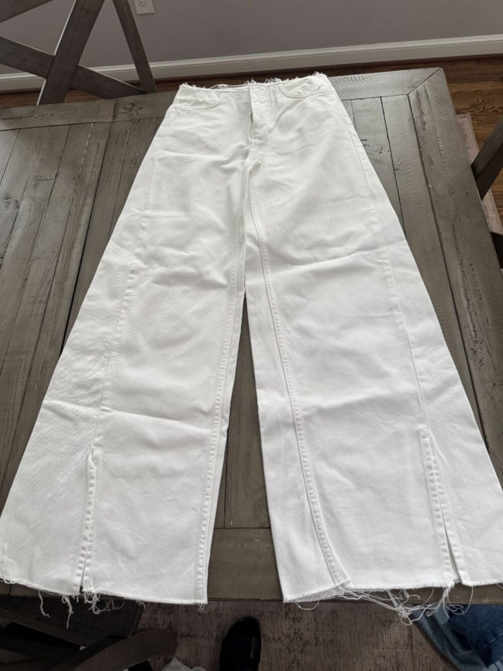 Zara White Wide Leg Flare Jeans